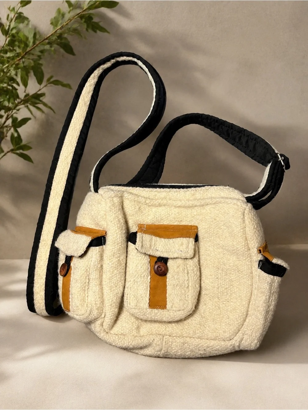 Vintage Y2K Cream Woven Crossbody Bag Boho Slouchy Messenger Utility Pocket Purs